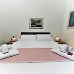 Domus Florence Apartment